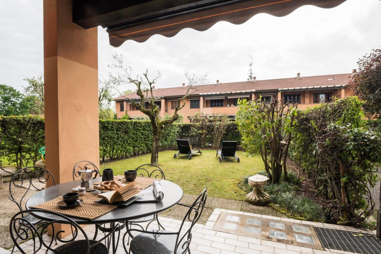 Gardappartamenti Giardino Pool Сирмионе Экстерьер фото